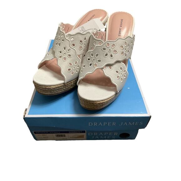 Draper James Ladies Wedge Eyelet White Sandal Size 7 NEW in Box - Picture 3 of 10